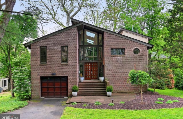 1911 RHODE ISLAND AVE - 1911 Rhode Island Avenue, McLean, VA 22101
