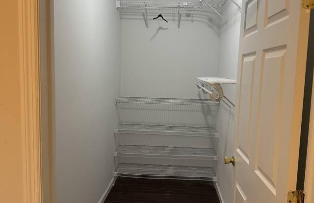 231 AVENUE C Gallery 4