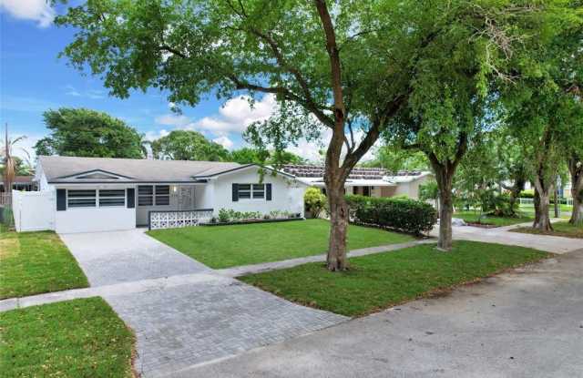 5311 Pierce St - 5311 Pierce Street, Hollywood, FL 33021