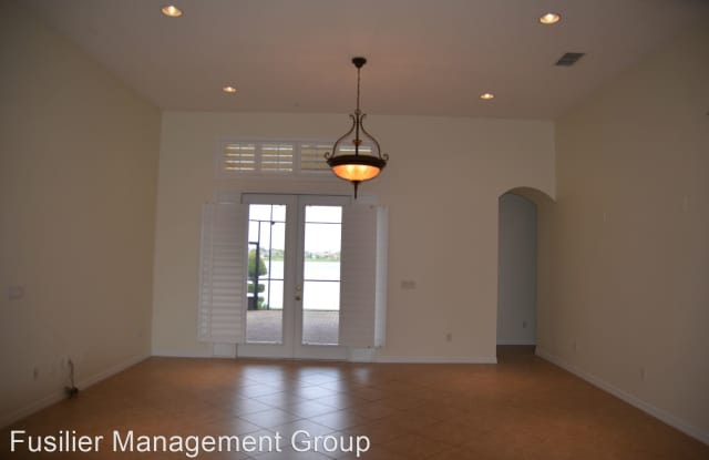 8777 Windsor Pointe Drive Gallery 4