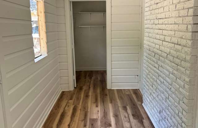 2 bedroom 1 bath freshly remodeled home located in Mineral Wells! Gallery 3