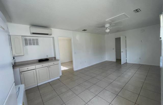 601 Washington Palm Loop - B Gallery 3