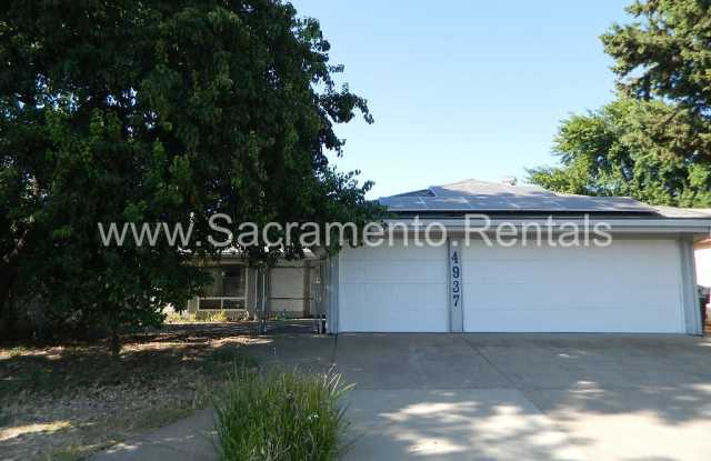 Spacious 4bd/2ba Foothill Farms Home with 3 Car Garage photos photos