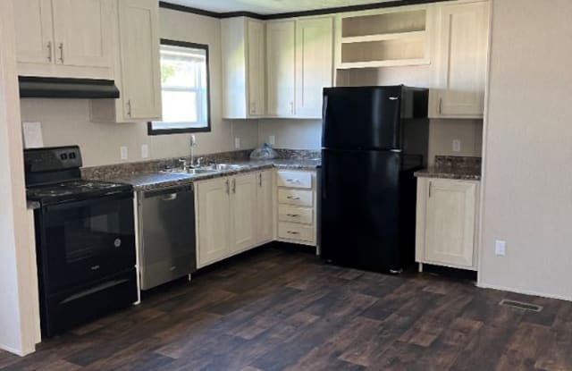 449 Butler Rd - 449 Butler Road, Taylor, AL 36305