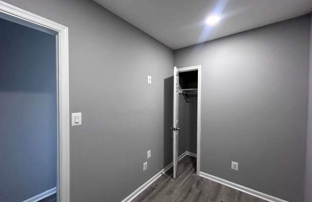 Baltimore - 2 + Den Bedrooms and 1.5 baths Available! Gallery 4