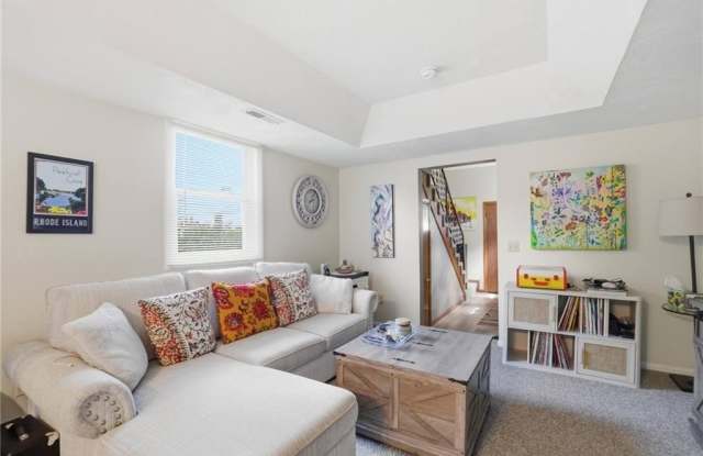 207 Glen Drive Gallery 3