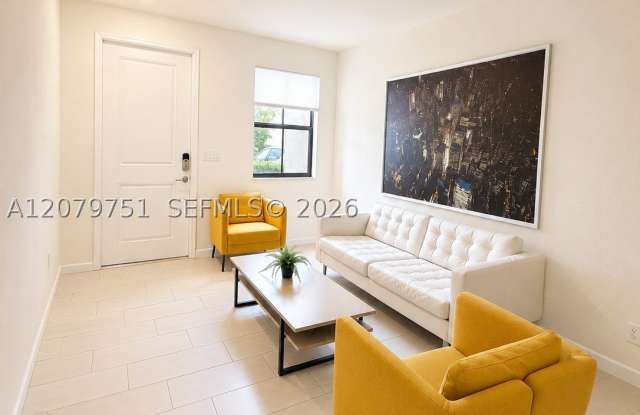 11958 SW 151st Ave Gallery 4