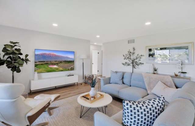 80076 Palm Circle Drive Gallery 4