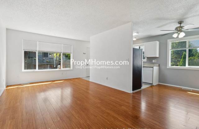 2-Bedroom Unit in Highland – Garage Included - Deposit Special! photos photos