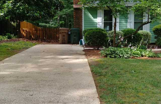 1205 Gatehouse Dr Gallery 3