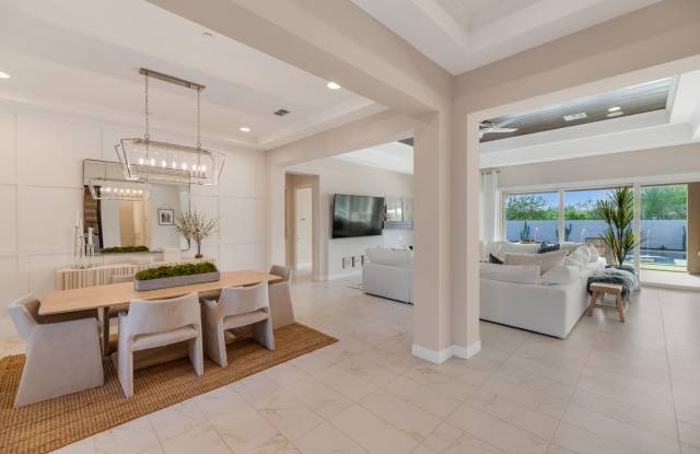 Rates Vary: $12,495 - $19,995 Gallery 4