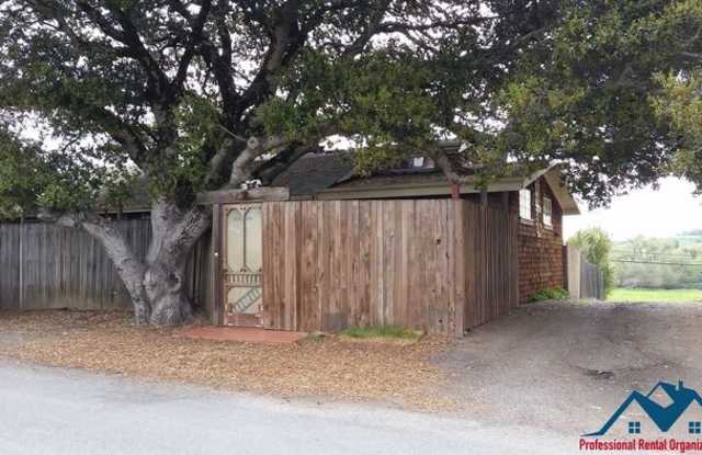 5582 Old Redwood Highway North Gallery 2