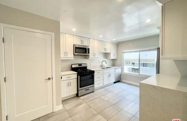 1037 S SHENANDOAH ST photos photos