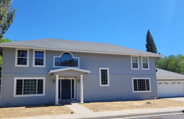 Beautiful 4BR/3Ba Home in Susanville CA 3420 Sq Feet photos photos