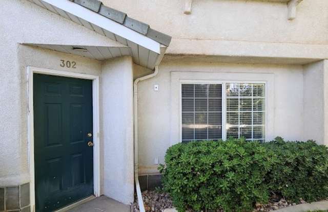 Affordable Turtle Creek Town Home for Rent photos photos