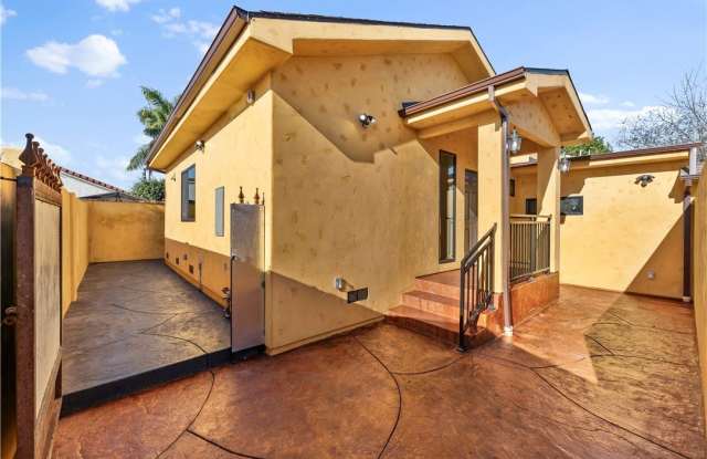 13249 Kagel Canyon Street photos photos