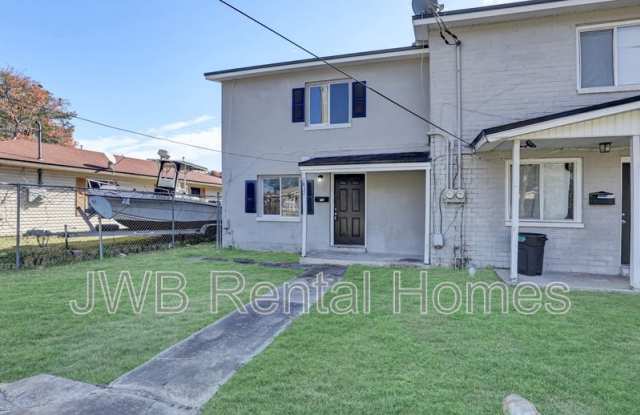 1832 Broadway Ave photos photos