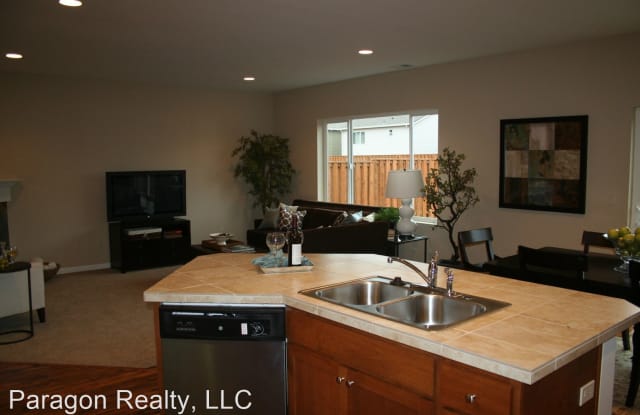 2671 Laura Vista Drive NW - 2671 Northwest Laura Vista Drive, Albany, OR 97321
