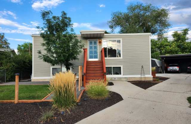 Close to Sugar House Park 2 Bd 1 Ba Basement Duplex - 966 Austin Avenue, Salt Lake City, UT 84106