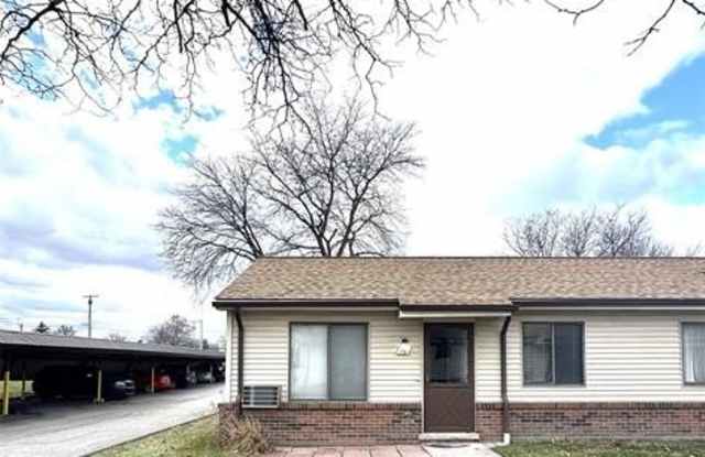 30010 Utica Road photos photos