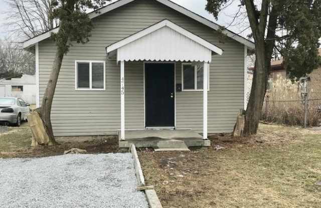4745 E 17th St - 4745 E 17th St, Indianapolis, IN 46218