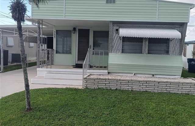 711 51ST AVENUE DRIVE W photos photos