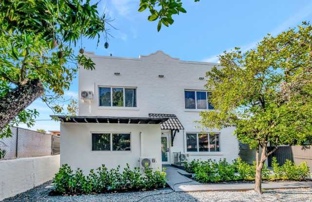 1260 SW 4th Street photos photos