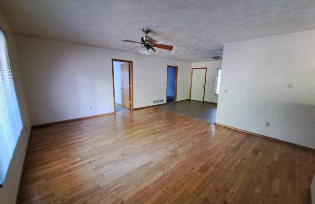 1332 Knollwood Ave Gallery 4