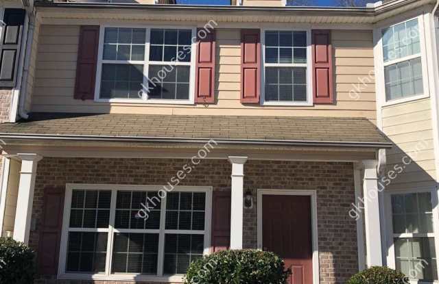 4560 Parkway Cir - 4560 Parkway Circle, East Point, GA 30349