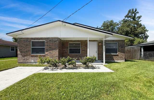 7428 John F Kennedy Dr E photos photos