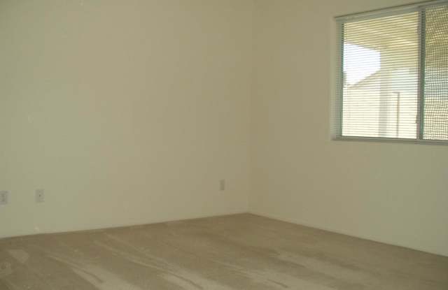 3047 W ZACHARY Drive Gallery 2