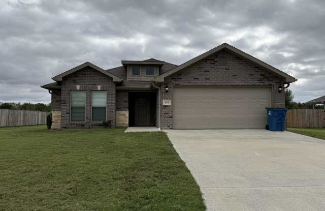 810 Delaney Drive Gallery 1