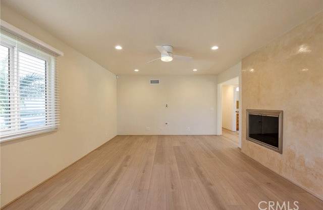 2528 Bowdoin Place Gallery 2