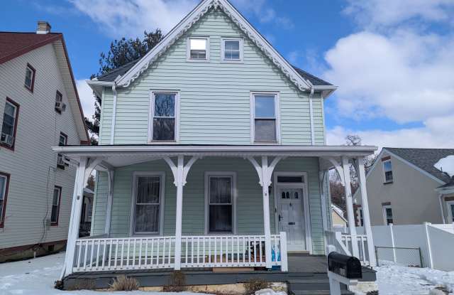 609 W 1st Ave photos photos