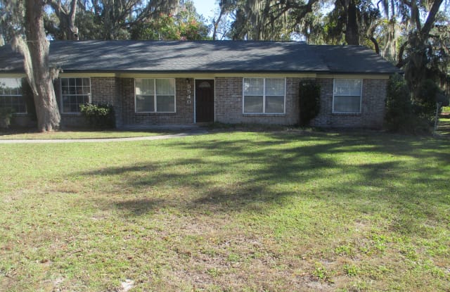 5540 FORREST Drive - 5540 Forrest Drive, Lakeside, FL 32073