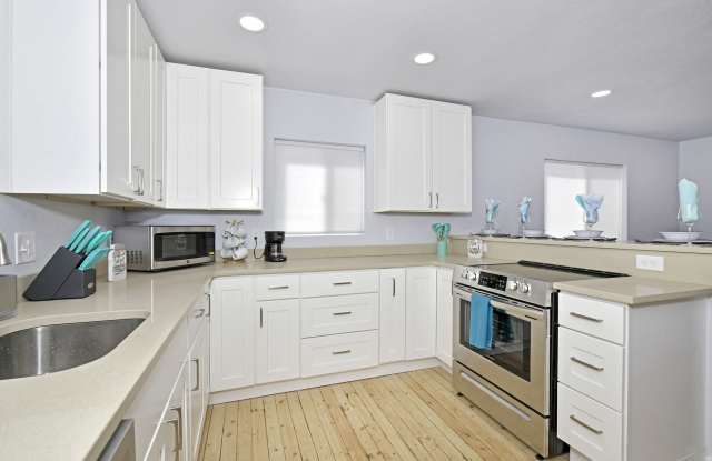 1007 East Rio Grande Street - 1007 East Rio Grande Street, Colorado Springs, CO 80903