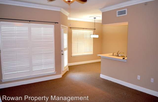 11617 Tomahawk Creek Parkway Unit D Gallery 3