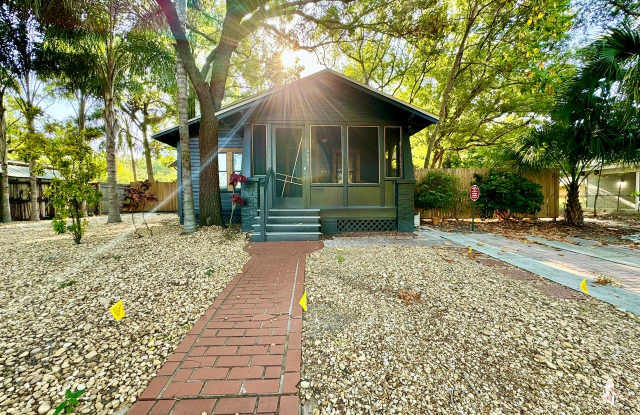 6601 N Navin Ave photos photos