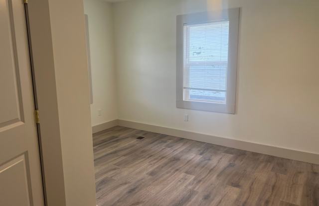 3733 Maple Avenue Southwest Gallery 4