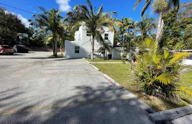 11659 Griffing Blvd photos photos