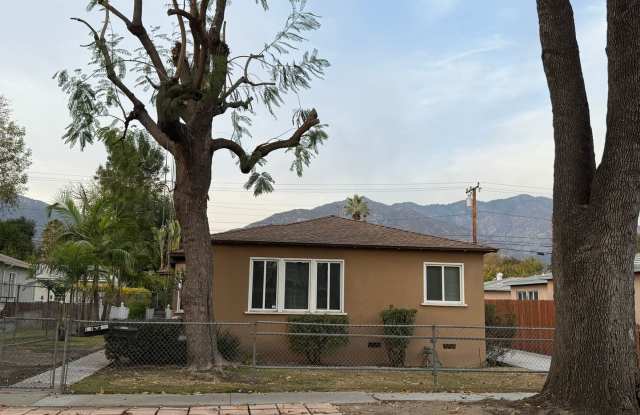 Charming 2 bedroom 1 bath, Monrovia Gallery 1