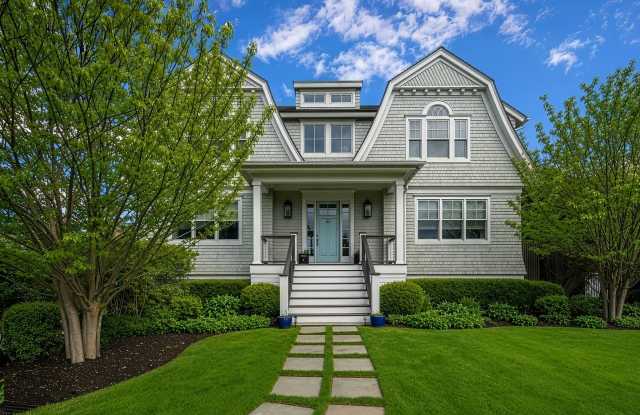 45 Dune Road photos photos