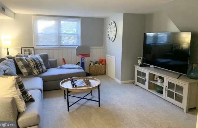 1254 FAUN Road Gallery 3