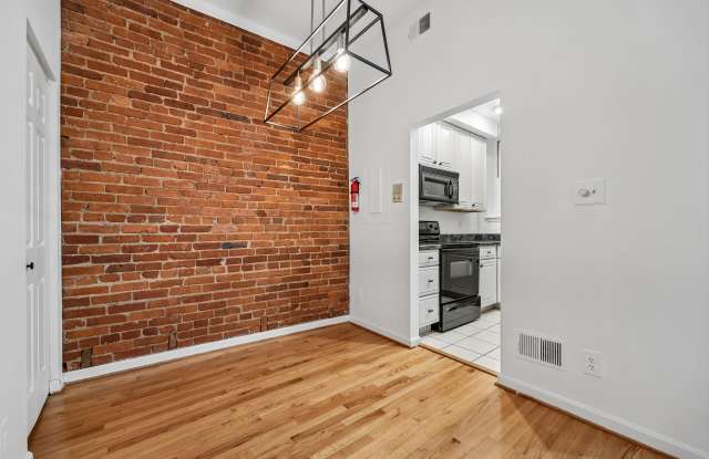 2149 California Street Northwest - D Gallery 3