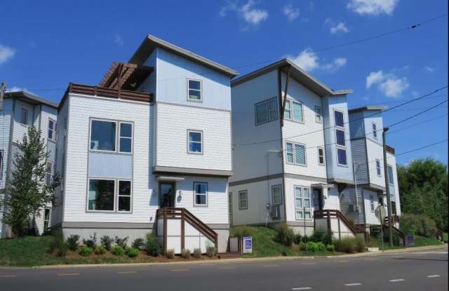 East Nashville with Roof-top Deck and 2 car garage!! photos photos