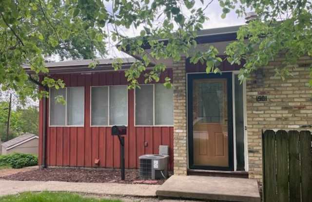 1901 Reetz Road - 1901 Reetz Road, Madison, WI 53711 1901 Reetz Road - 1901 Reetz Road, Madison, WI 53711