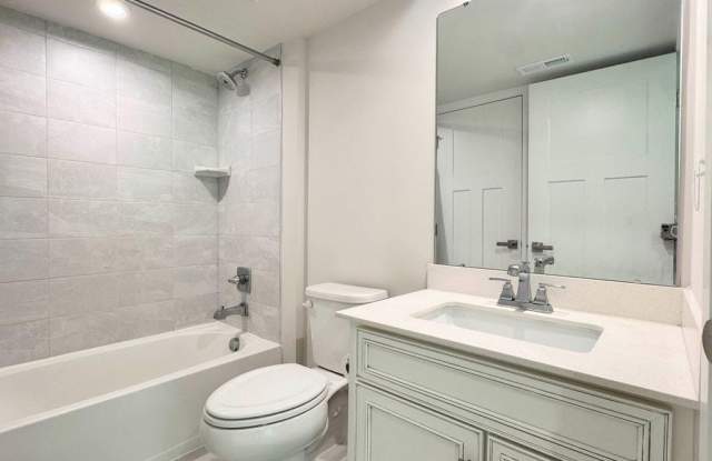 812 CANARY ISLAND COURT Gallery 4