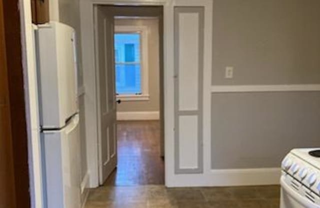 1411 Pleasant St-Apt#2 East - 1411 Pleasant Street, Weymouth Town, MA 02189