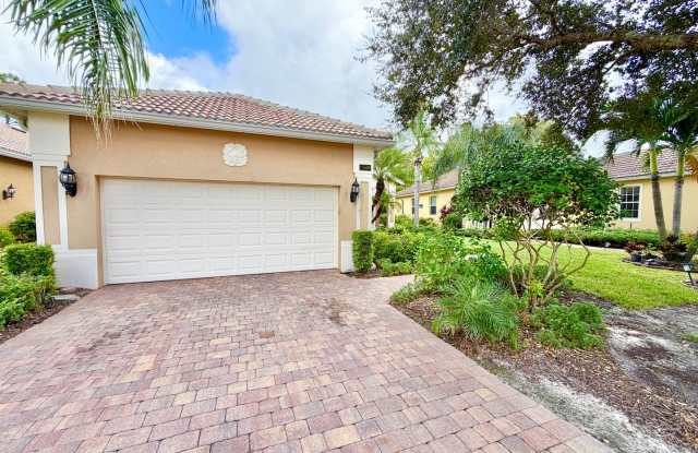 ** TUSCANY COVE ** 3 BED + DEN / 2 BATH - POOL HOME - PET OK - NORTH NAPLES - ANNUAL RENTAL - 15409 Cortona Way, Collier County, FL 34120