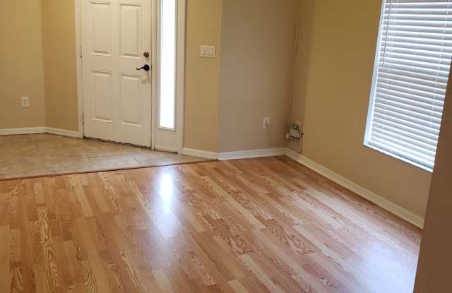 Beautiful 3 bed and 2 bath home in Highly Sought after Bridgewater! Gallery 3